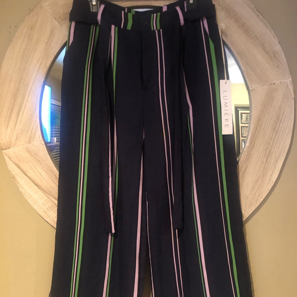 NWT ankle length wide leg pants.
